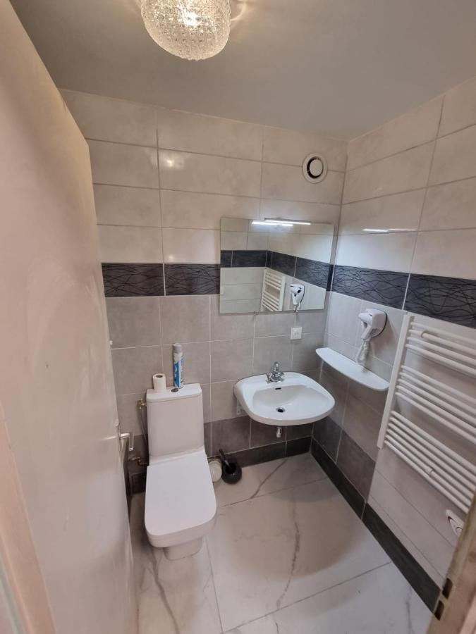 Le 20 Apartamento Thollon-les-Memises Exterior foto